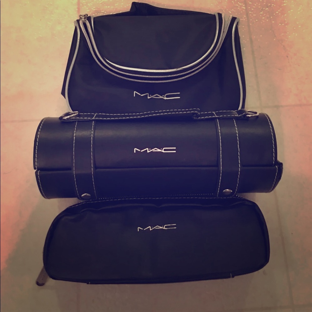 3 Mac cosmetics bags